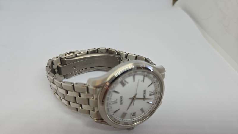 Seiko Dolce Titanium Men's Solar Watch (JDM)