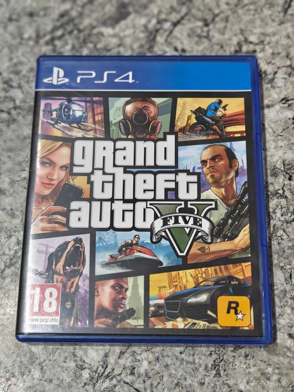 Grand Theft Auto 5 PS4 Great Condition!