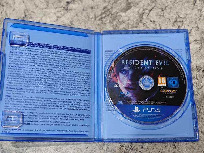 Resident Evil Revelations PS4 Great Condition!