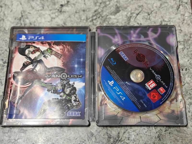 Bayonetta & Vanquish (10th Anniversary Bundle Launch Edition) Steelbook PS4 Like New!