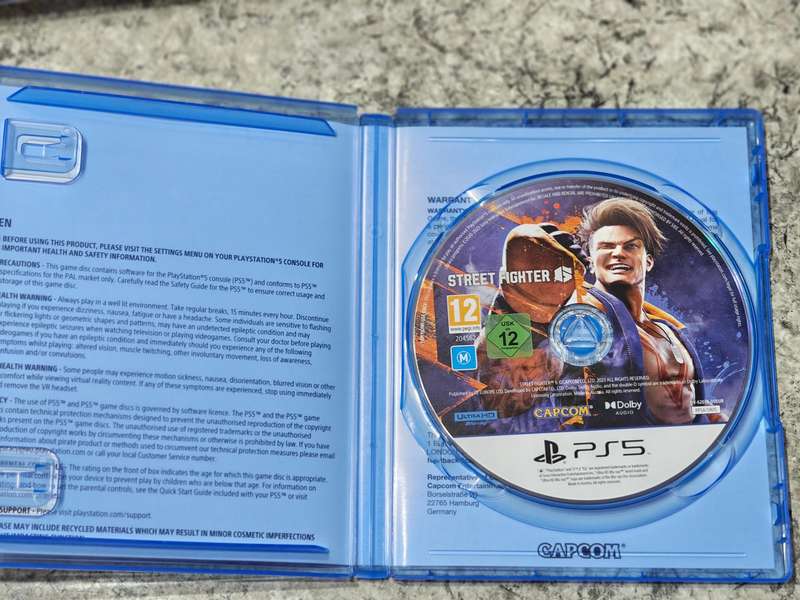 Street Fighter 6 Lenticular Edition PS5 Like New!