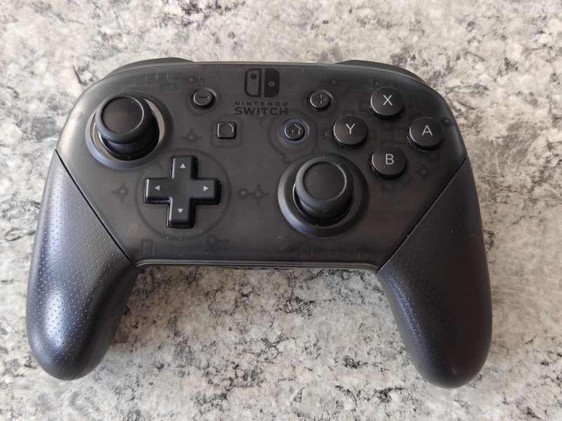 Nintendo Switch Pro Controller Great Condition! (Compatible With Switch 2)