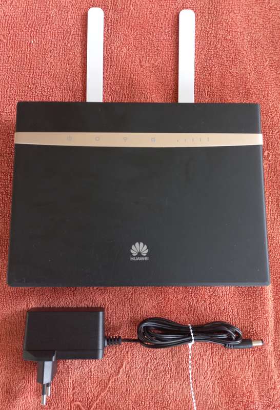 4G/LTE Sim card modem/router, wifi 2.4ghz & 5ghz - OPEN TO ALL CELL NETWORKS - Huawei B525s-65a