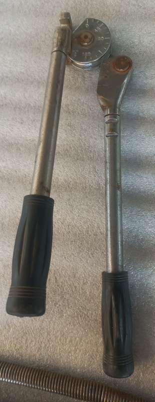 Lot of 4x tube/pipe benders for soft drawn copper & aluminum pipes with bending springs