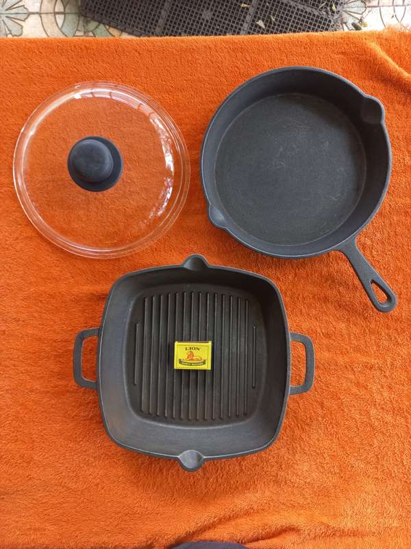 Cast iron pans