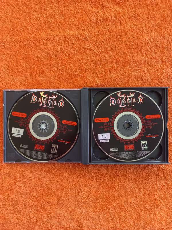 Pc Game - Diablo 2 ( 3x disc's) Original in top condition