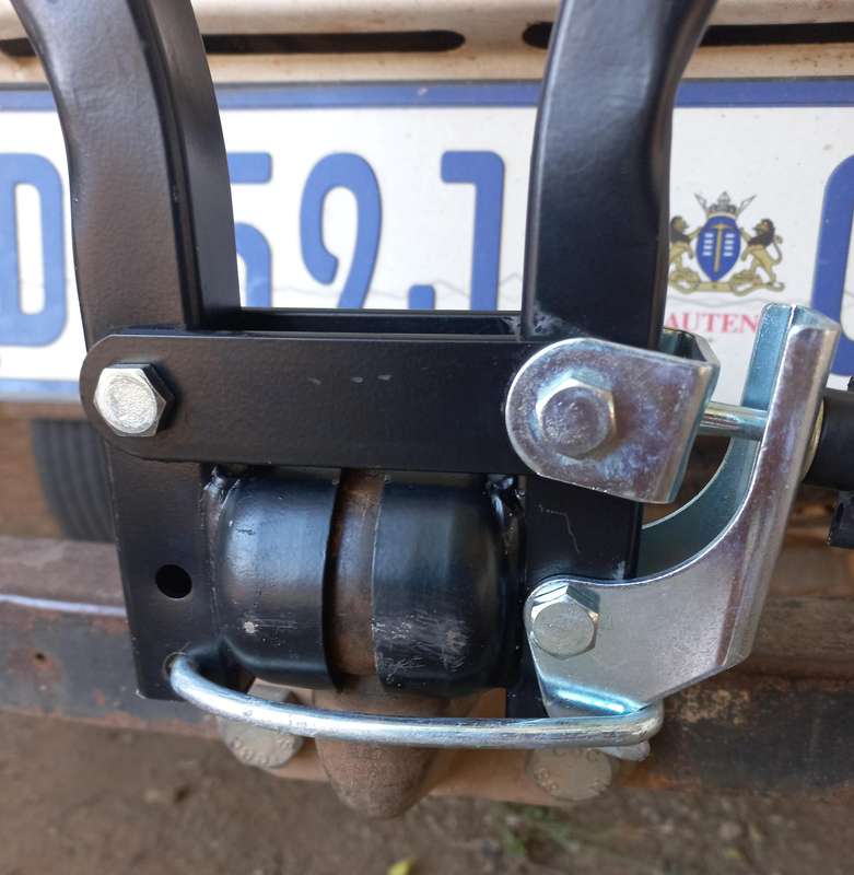 Bicycle carrier - towbar-ball mount 3x bikes - see description & photos