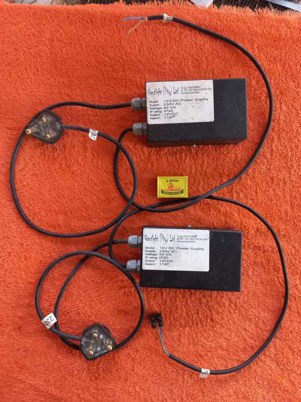lot of 2x Transformers - 220vac to 12vdc - (11.5 volt) 4 amp output