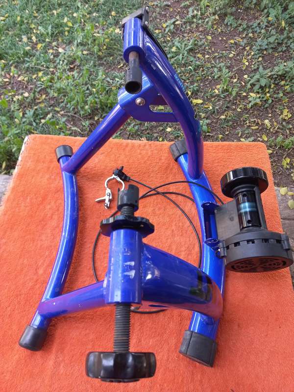 Giant Cyclotron Mag 2 indoor bicycle trainer