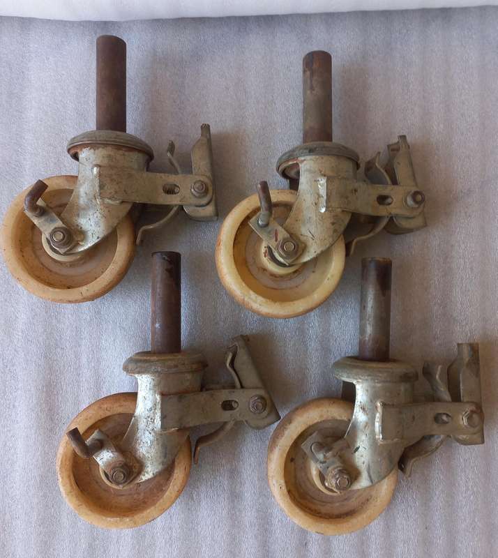 Lot of 4x 150mm Nylon Scaffold Castor Wheel - Swivel with brake