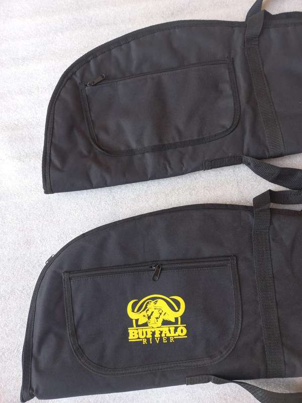 lot of 2 x new rifle bags