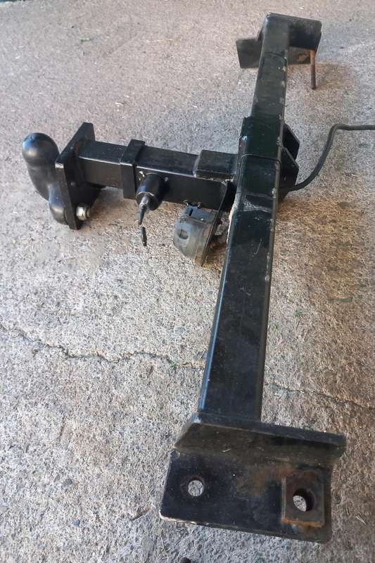 Towbar Hyundai Elantra 2 year 2012 till present