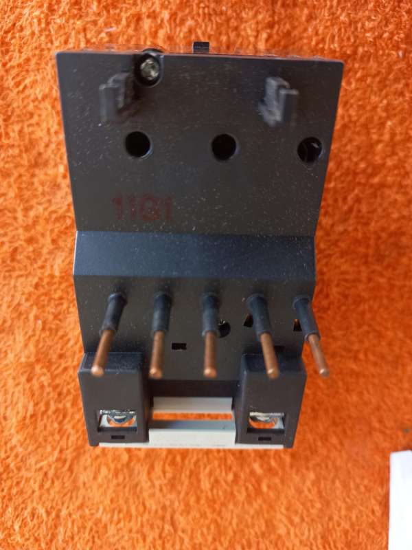 2x new/unused Weg RW17D thermal overload relays - see phots & description