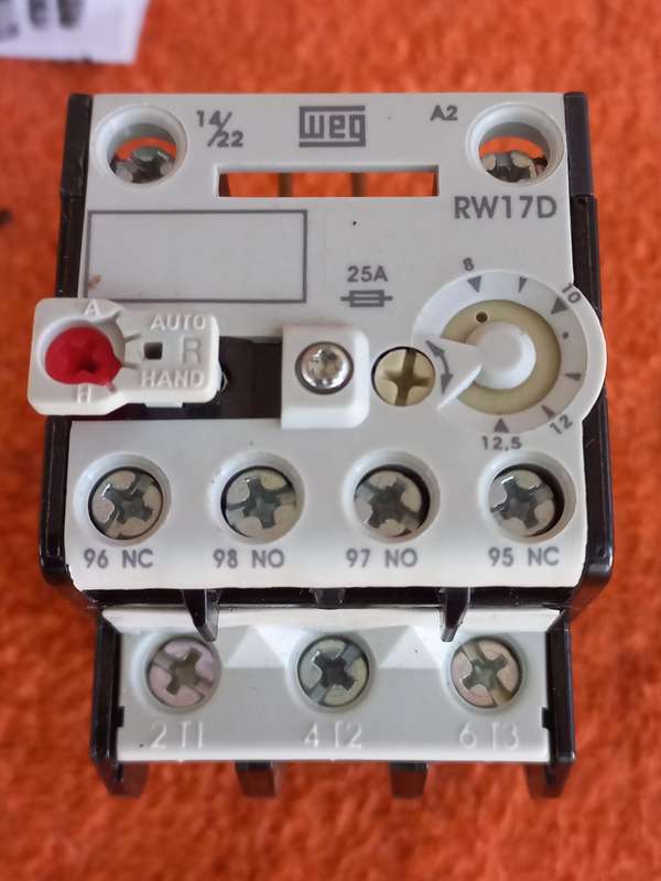 2x new/unused Weg RW17D thermal overload relays - see phots & description
