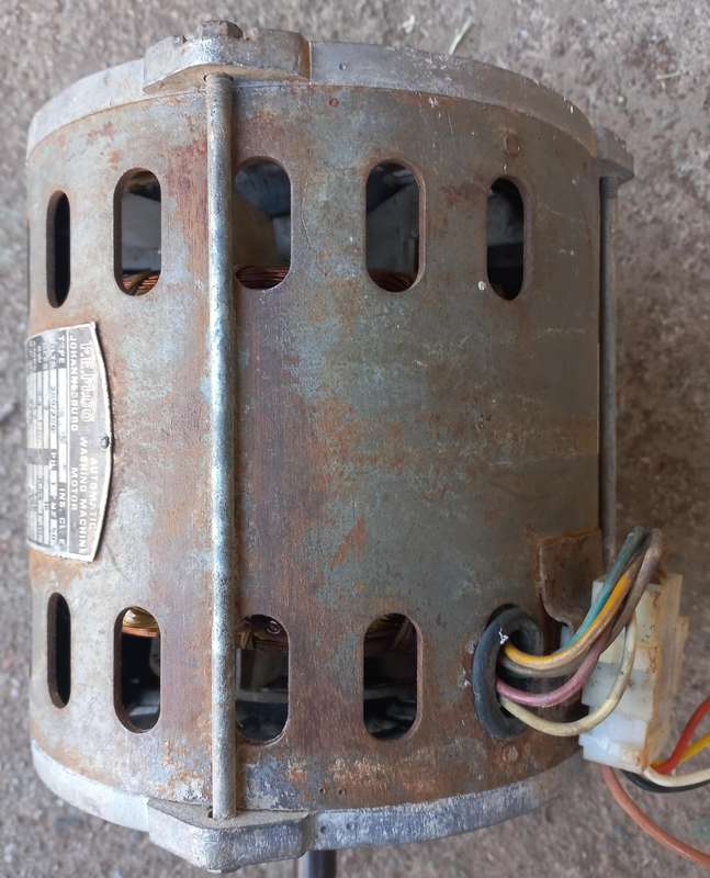 Electric motor 220v - 2 speed, foward & reverse capable - working order - see description & photos