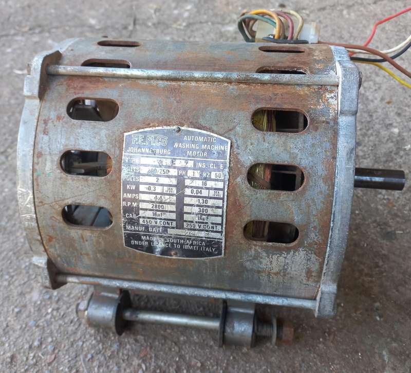 Electric motor 220v - 2 speed, foward & reverse capable - working order - see description & photos