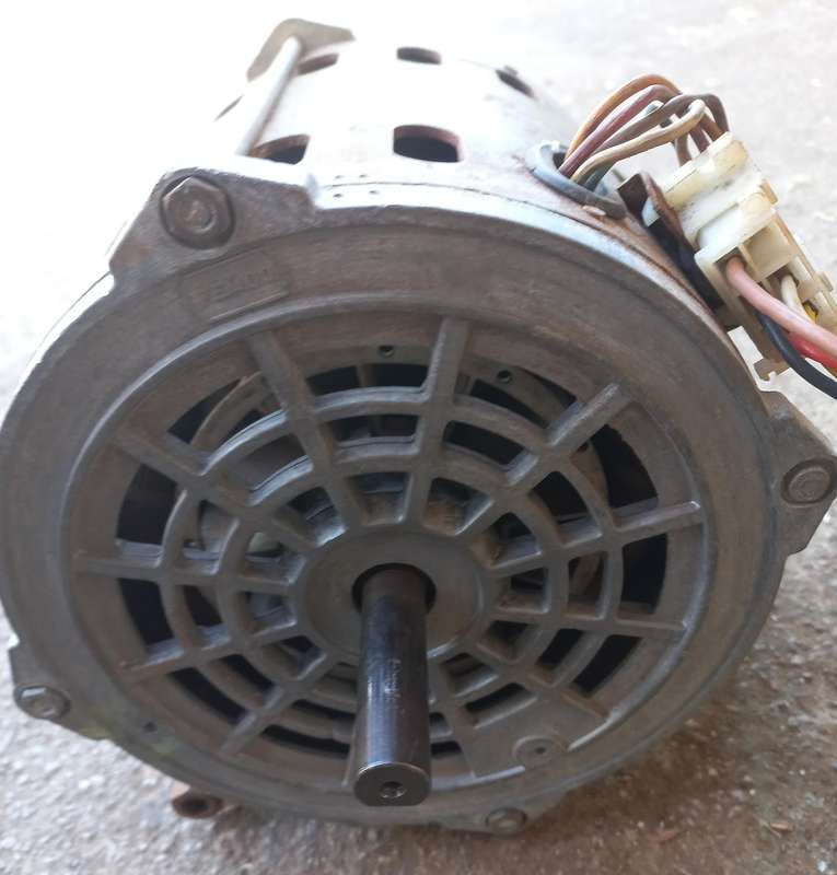 Electric motor 220v - 2 speed, foward & reverse capable - working order - see description & photos