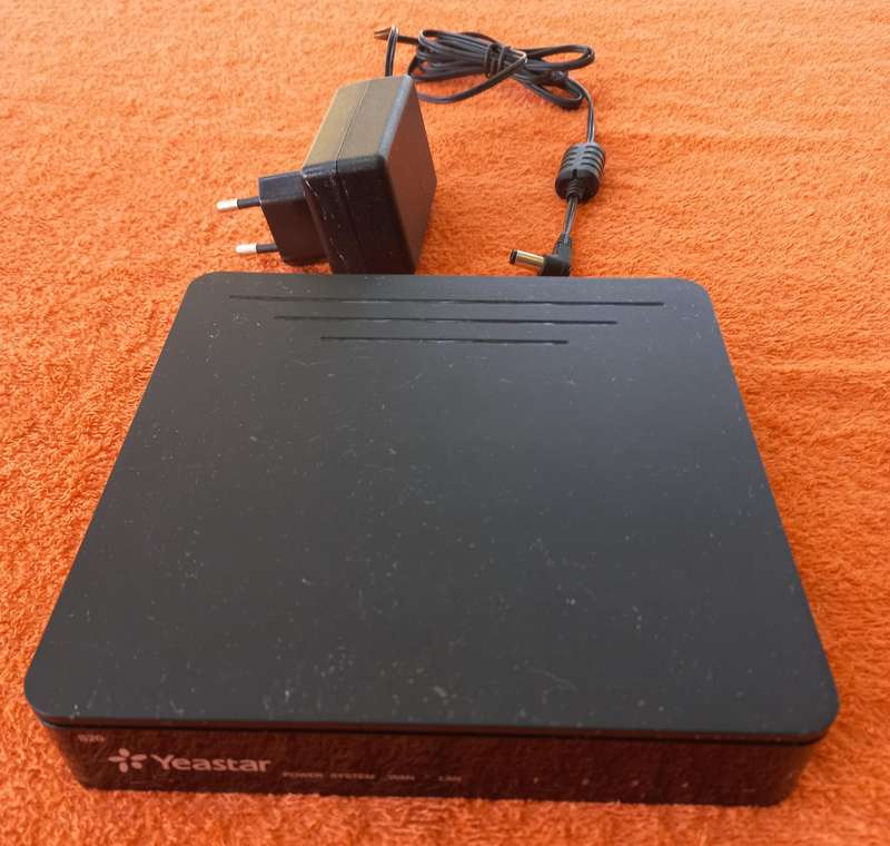 Yeastar S20 VoIP PBX telephone system