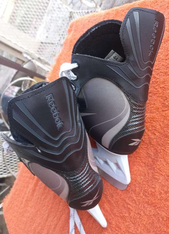 Ice skates - Reebok size 10