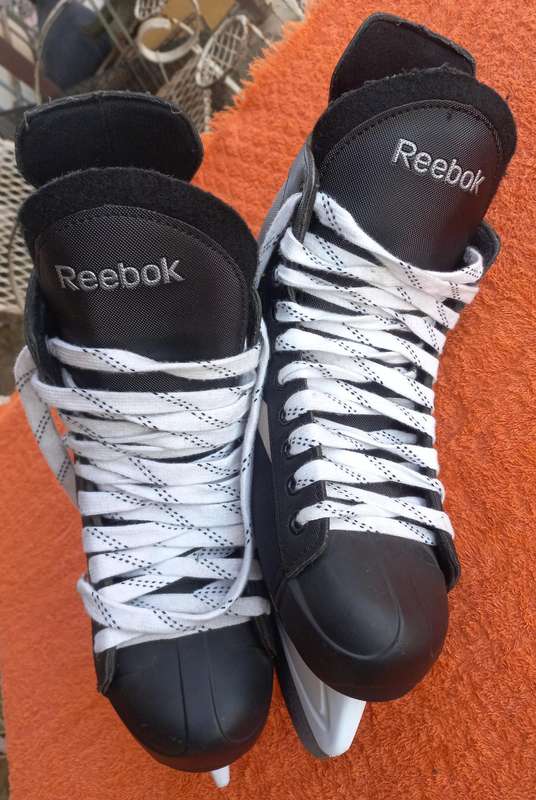 Ice skates - Reebok size 10