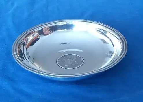 S.A. Mint Fine 99.9% Silver Dish 195.5 grms with R1 Coin Insert 1977 12gram  Total 207.5 grms