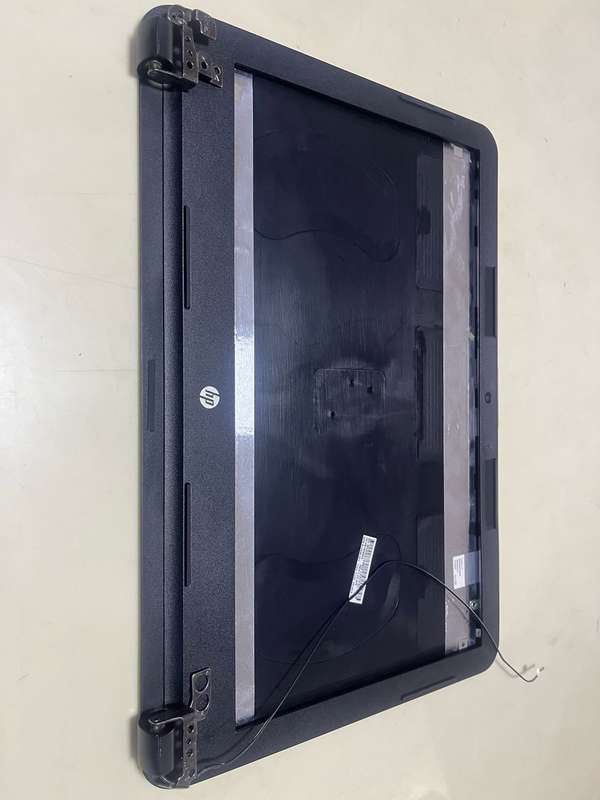 HP 14 SCREEN Back Cover Bezel Hinges Webcam 813495-001, Front Bezel, hinges and webcam included