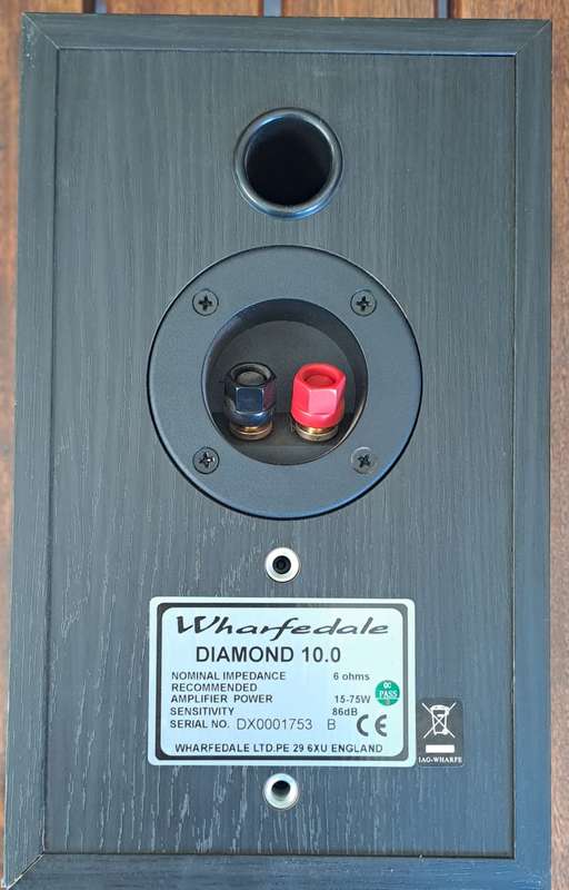 Wharfedale Diamond Speakers Set of 4