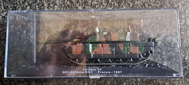 Model Army Tanks