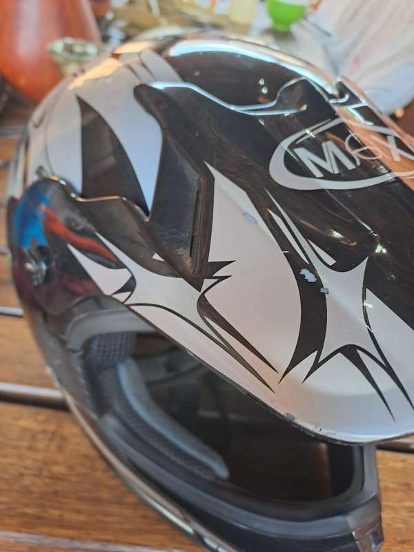 MAX Helmet