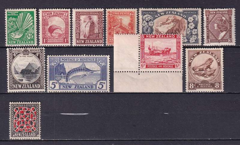 New Zealand 1935-36 part set, MLH        (SG 556> )