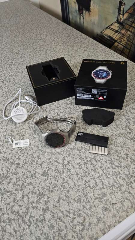 Huawei Watch GT 5 Pro 46mm GPS Smartwatch - Titanium