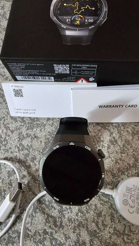 HUAWEI WATCH GT 5 Pro Golf Edition 46mm, Titanium Case / Sapphire Crystal / Ceramic Back - Black GPS