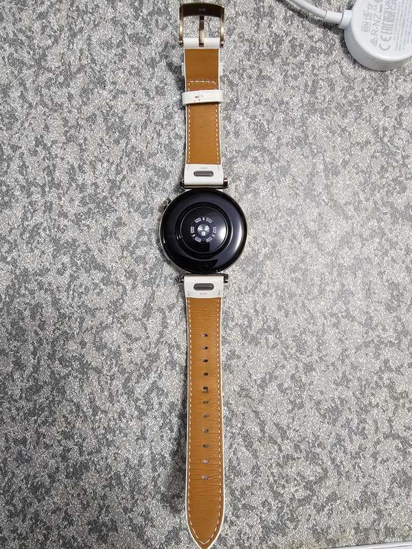 Huawei GT 5 41mm GPS Smartwatch Fitness Tracker White Gold