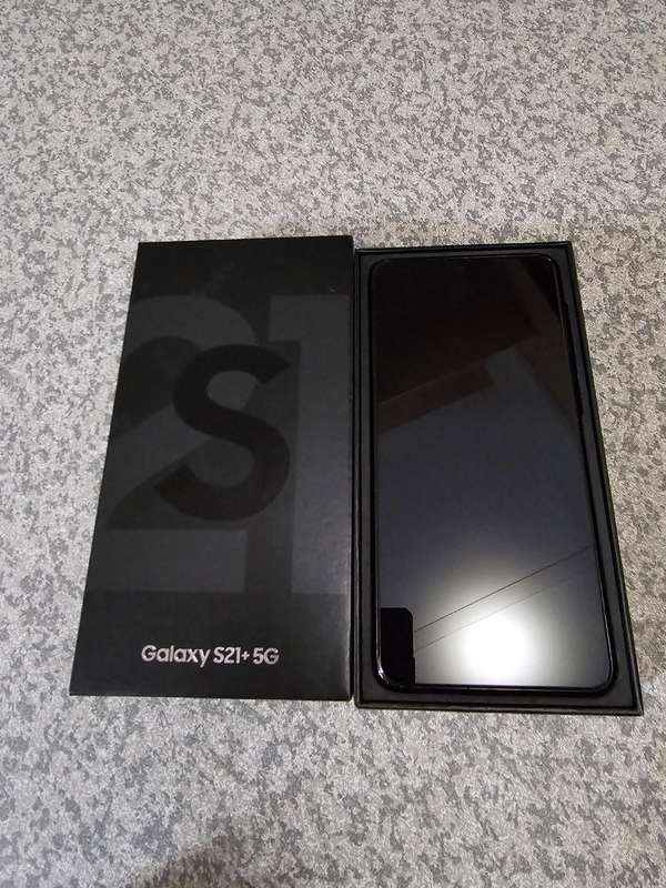 Samsung Galaxy S21+ Plus 5G 8GB / 256GB Phantom Black Dual Sim
