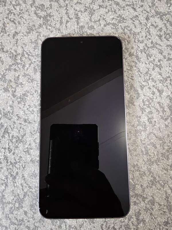 Samsung Galaxy S24+ Plus 5G 12GB / 256GB Dual Sim Phone