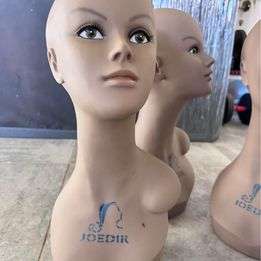 Joedir wig stand