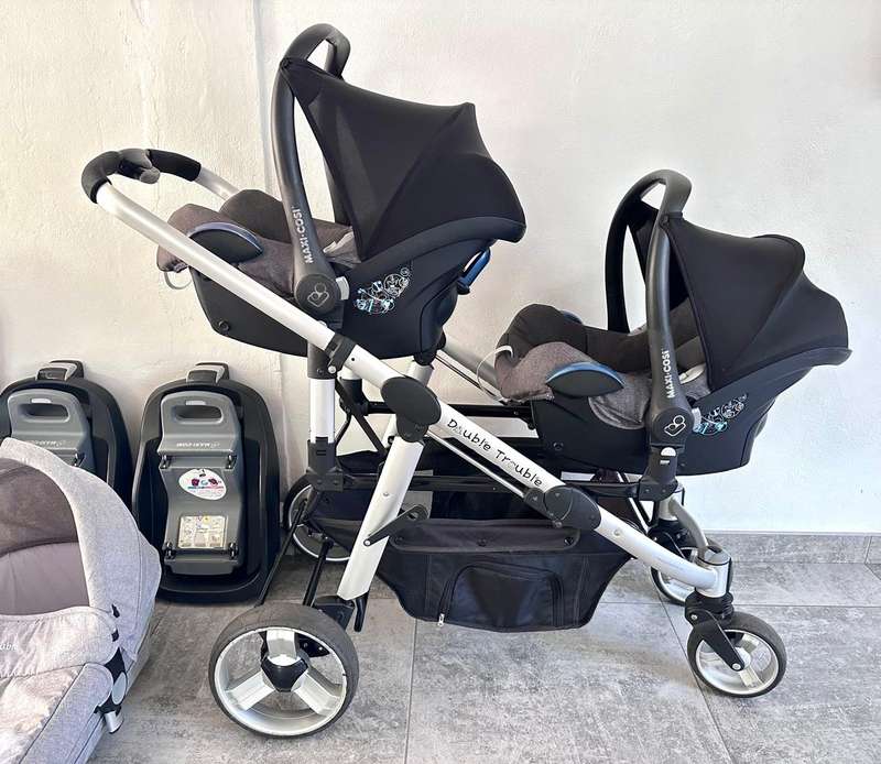 Double Delux (CabrioFix i-Size) | TWIN Travel System in GREAT condition!
