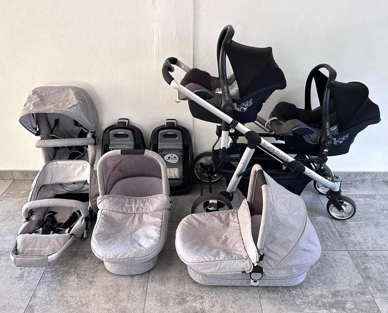 Double Delux (CabrioFix i-Size) | TWIN Travel System in GREAT condition!