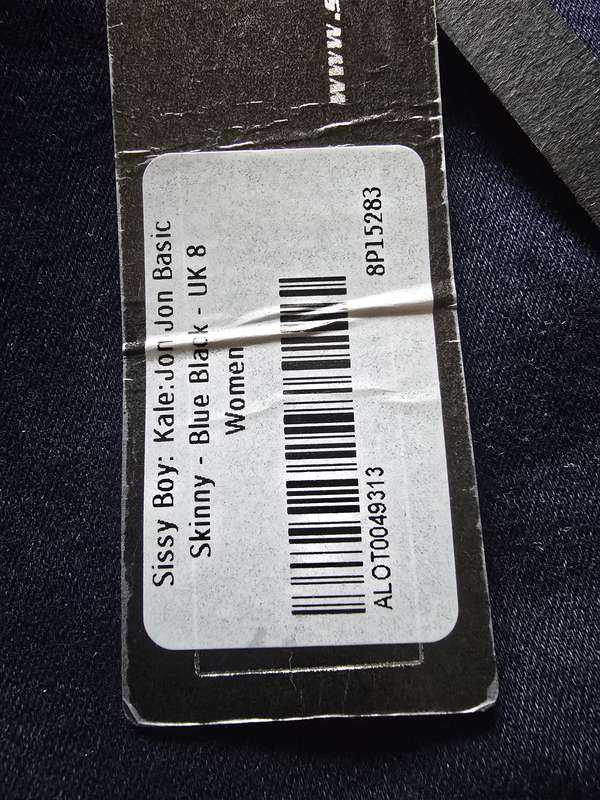 GUES LEVI AND SISSYBOY JEANS ONE BID FOR THEM ALL! LOOK AT PICTURES BARGAIN! BRAND NEW! 8 PAIRS!