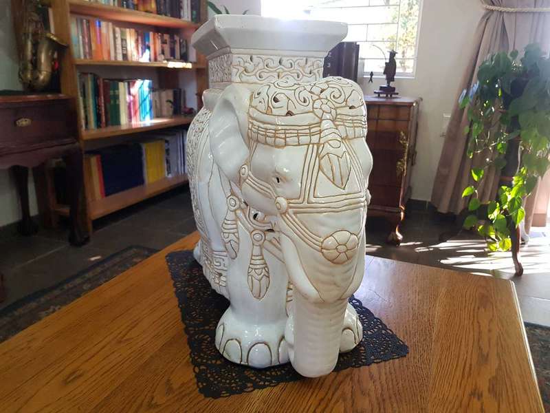 White Mid century Ceramic Elephant Side Table, or Planter.