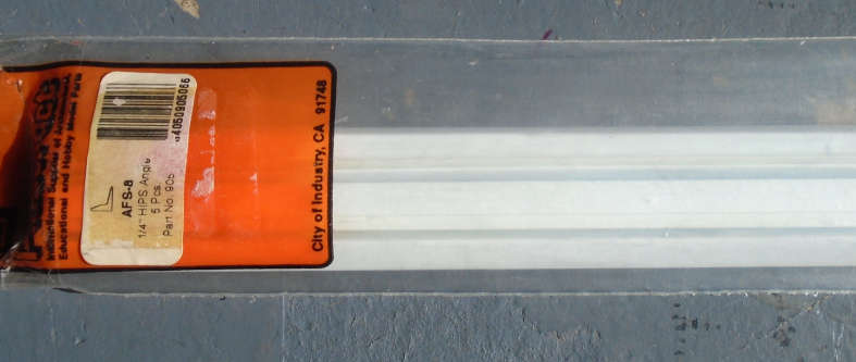 PLASTRUCT - 5 X 1/4" ANGLE, IN PKT, L - 310mm