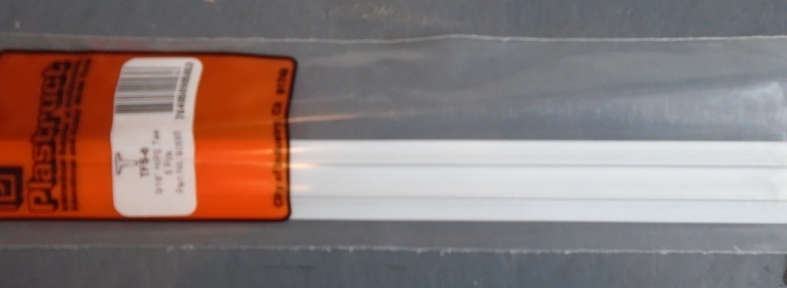 PLASTRUCT - 5 X 3/16 TEE, IN PKT, L - 615mm
