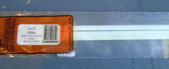PLASTRUCT - 6 X 5/32" CHANNEL, IN PKT, L-385mm