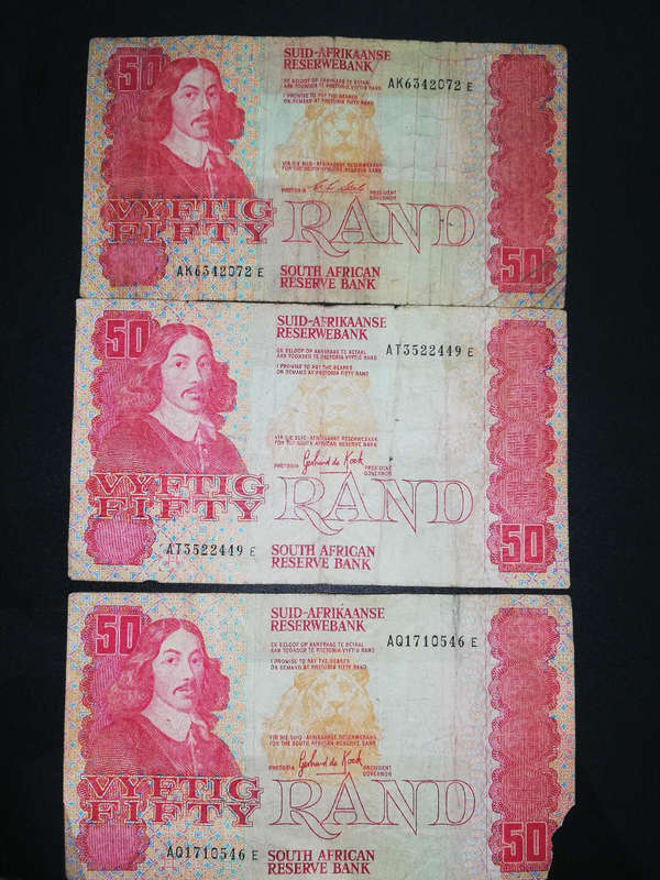 R50 Notes well Circulated