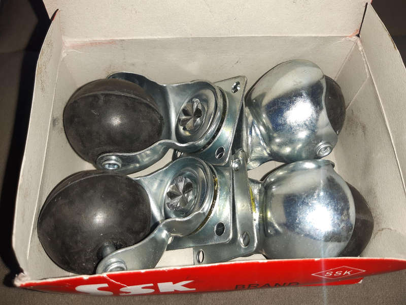 38mm rubber ball caster on plate wheels