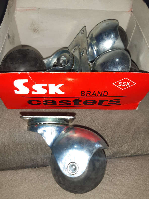 38mm rubber ball caster on plate wheels
