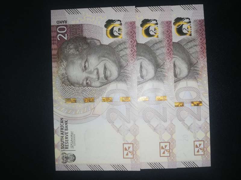 R20 Notes in sequence