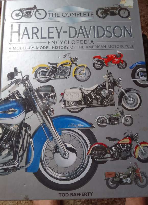 The Complete Harley-Davidson Encyclopedia (Todd Rafferty)