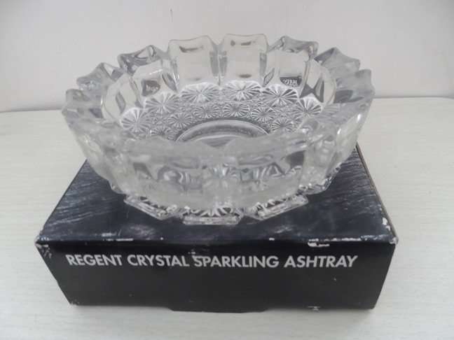 LEAD CRYSTAL ASHTRAY , VINTAGE REGENT CLEAR CUT ,SPARKLING, LEAD CRYSTAL ASHTRAY