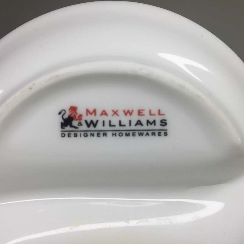 MAXWELL WILLIAMS , DESIGNER HOMEWARE DIVIDED SAUCE DISH ,12 available Prestige porcelain
